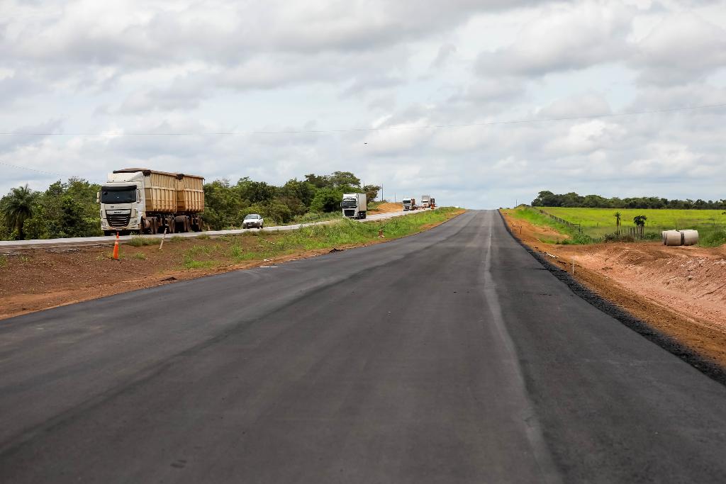 Governo de MT investe mais de R$ 1,6 bilhão para duplicação de 174 km e recuperação de trechos da BR-163