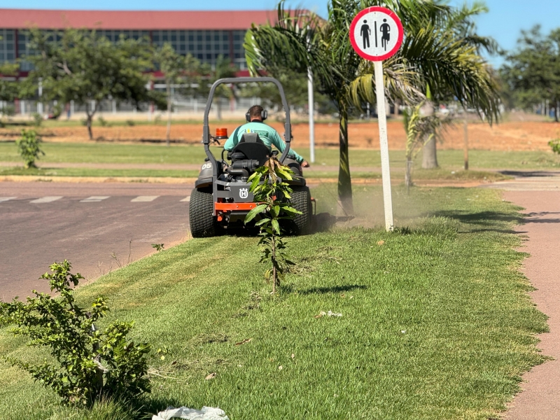 Cidade bonita e organizada: Prefeitura intensifica trabalhos de limpeza, pintura e manutenção urbana