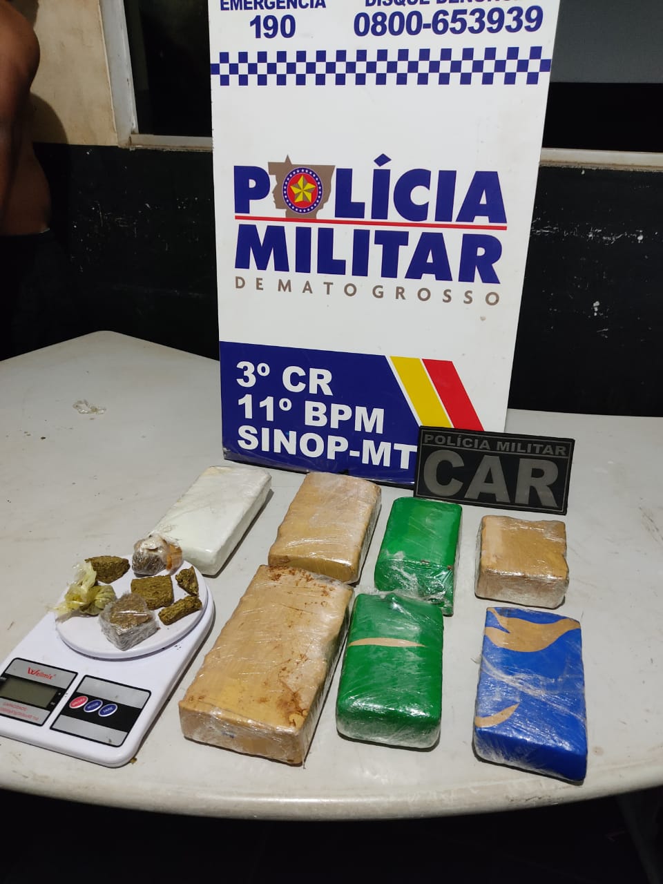 Casal é preso pela PM com tabletes de maconha em Sinop