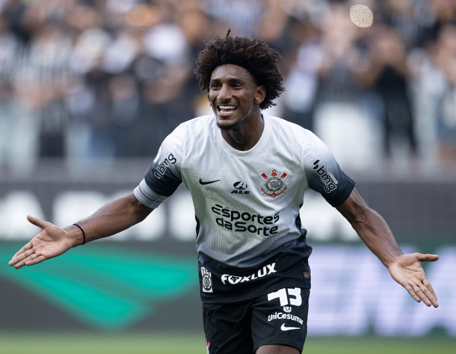 Corinthians vence o Flamengo em seu aniversário de 114 anos