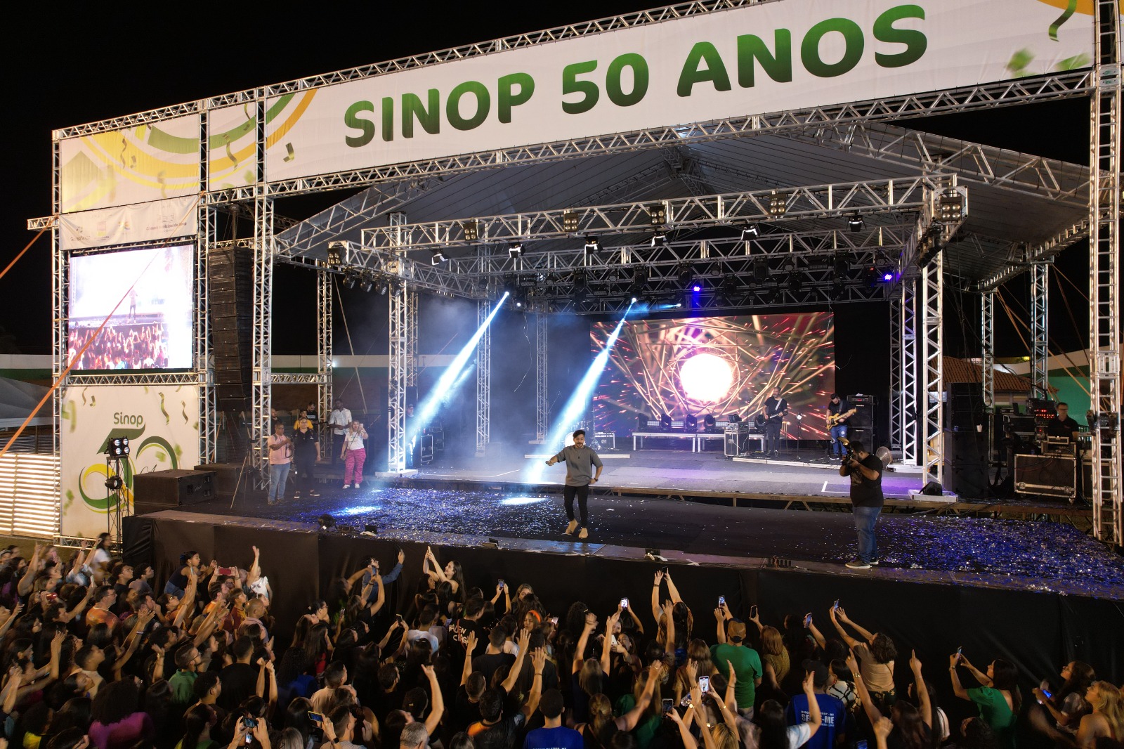 Sinop 50 anos: Zé Felipe, Flor Ribeirinha e  artistas locais se apresentam hoje no Estádio Municipal 