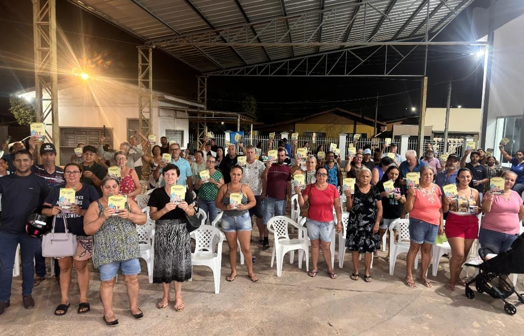 Mais de 120 famílias do Menino Jesus participaram de reunião de mobilização para início do programa Escritura na Mão