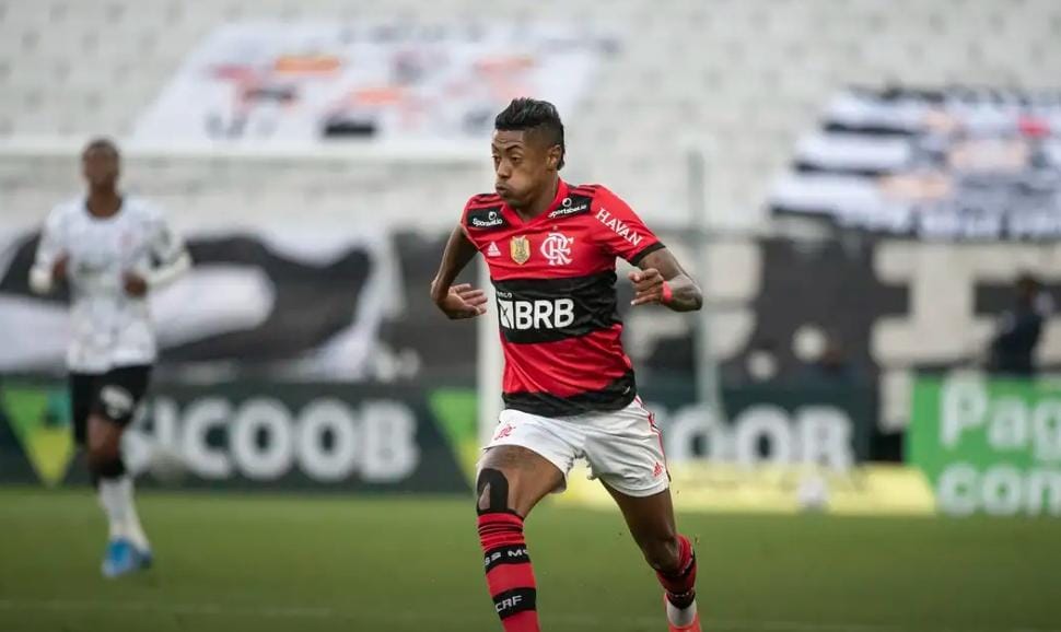 Flamengo diz que confia em Bruno Henrique e dará suporte ao atleta