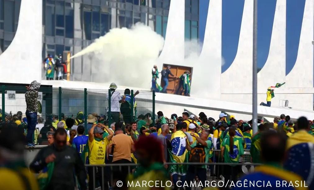 Narrativa golpista levou ao 8 de janeiro e atentado a bomba, diz PF