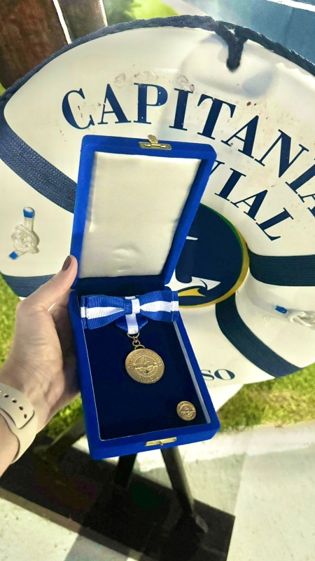 Servidora da Prefeitura de Sinop, é homenageada com a medalha Amigo da Marinha