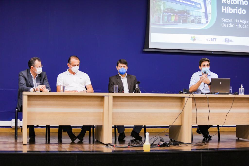 Seduc apresenta plano de aulas da rede estadual de ensino