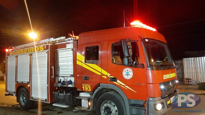 homem é preso por poluição ambiental ao atear fogo em lixo  