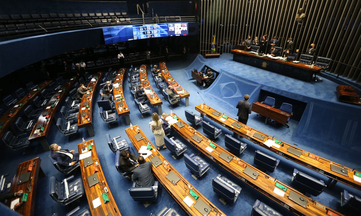 Senado aprova MP que aumenta a tributação sobre o lucro de bancos