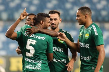 Cuiabá pega o Fluminense de olho no G6 do Brasileirão