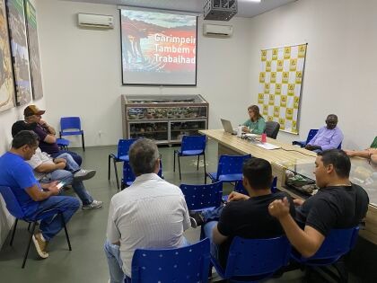 Deputado Dilmar Dal Bosco participa de reunião com garimpeiros em Peixoto de Azevedo