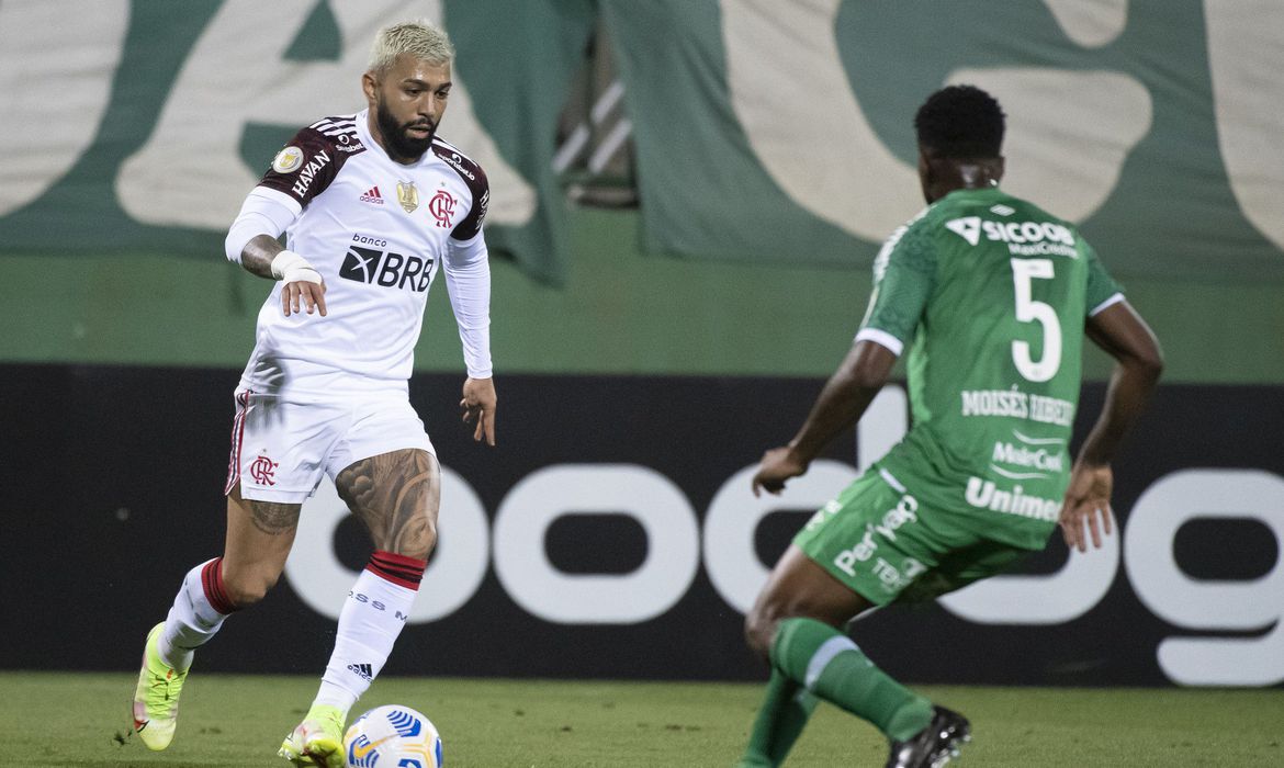 Flamengo não passa de empate com a Chapecoense no Brasileiro