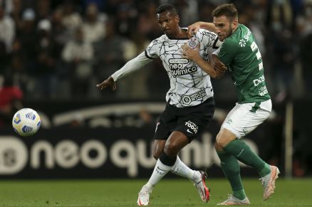 Em noite de Renato Augusto, Corinthians vence o Cuiabá em SP