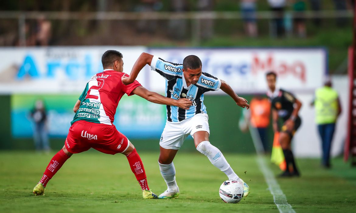 União Frederiquense domina e surpreende Grêmio no Campeonato Gaúcho