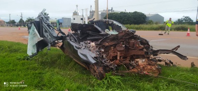 Sinop: Acidente fatal motorista de carro morre após bater em traseira de caminhão na BR-163