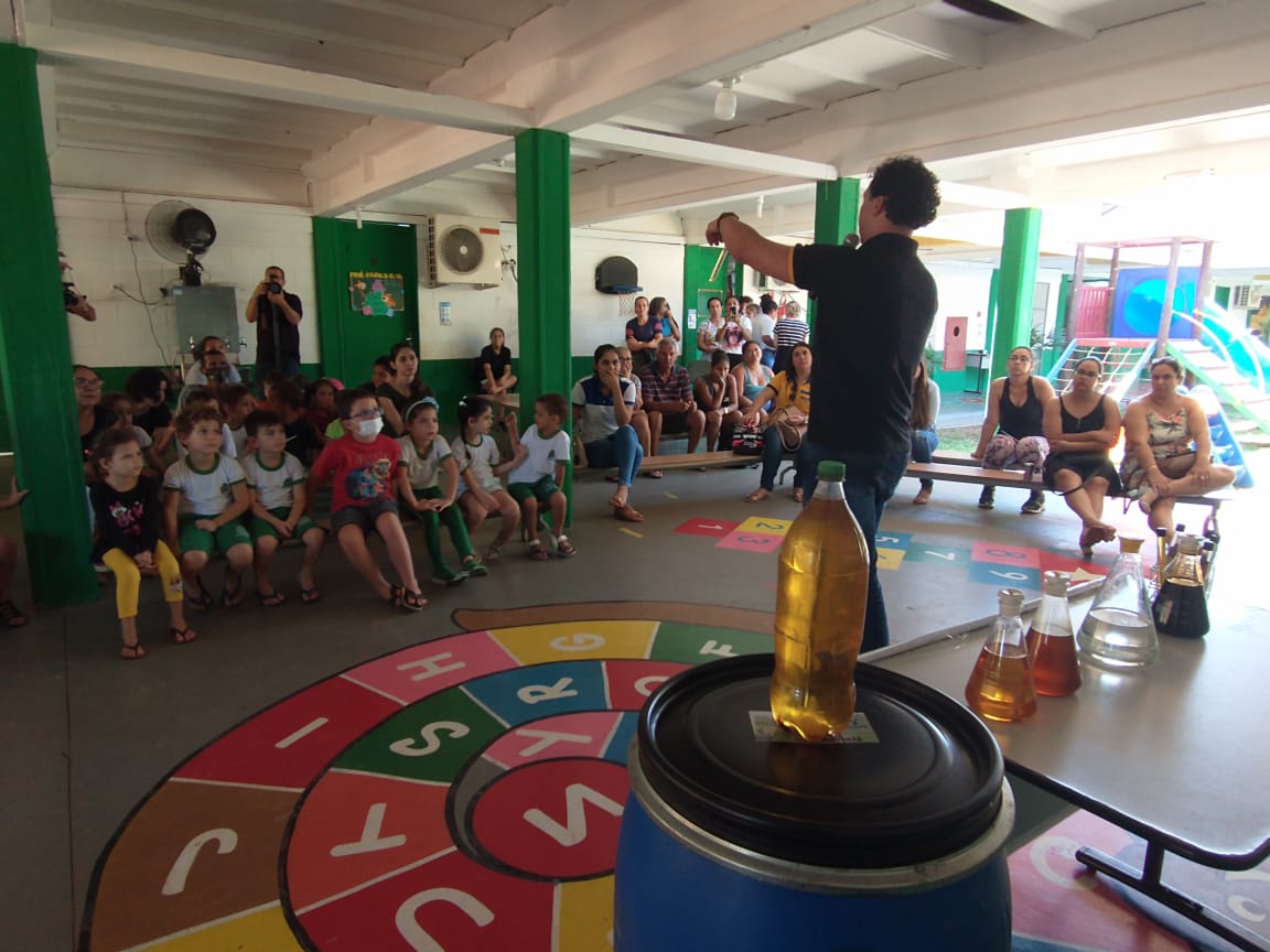 Projeto Sinopóleo começou hoje na Emei Alvorada; escolas municipais são pontos de coleta