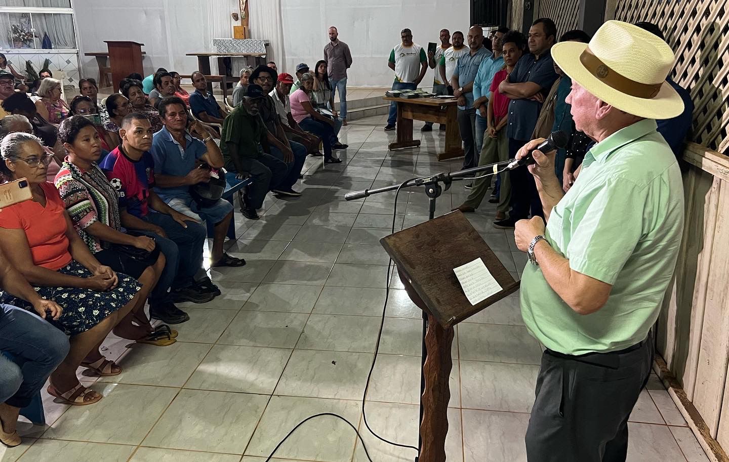 Reunião de mobilização marca início do programa para regularizar imóveis de moradores das Chácaras São Cristóvão