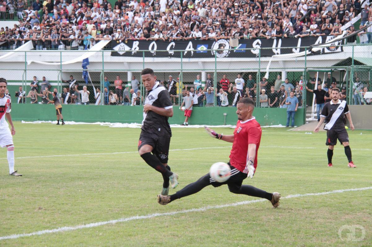 Mixto goleia Paulistano por 7 X 0 em partida de estreia