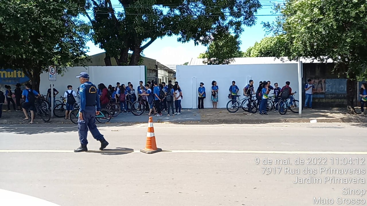 Secretaria realiza ação de conscientização para garantir segurança aos alunos da EE João Pissinati Guerra