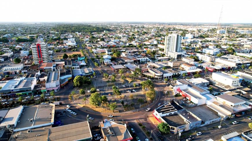 Feriado municipal 2ª feira não será ponto facultativo em Sinop. Bancos fechados