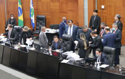 AL vota legalização da caça em MT e projeto que regulamenta atividades no Pantanal