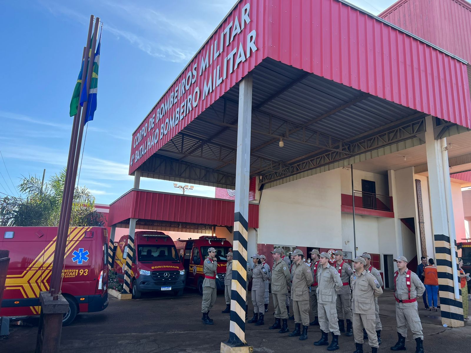 Apresentada estrutura e equipes de combate a incêndios em Sinop; atuação conjunta dos Bombeiros, Defesa Civil e Meio Ambiente