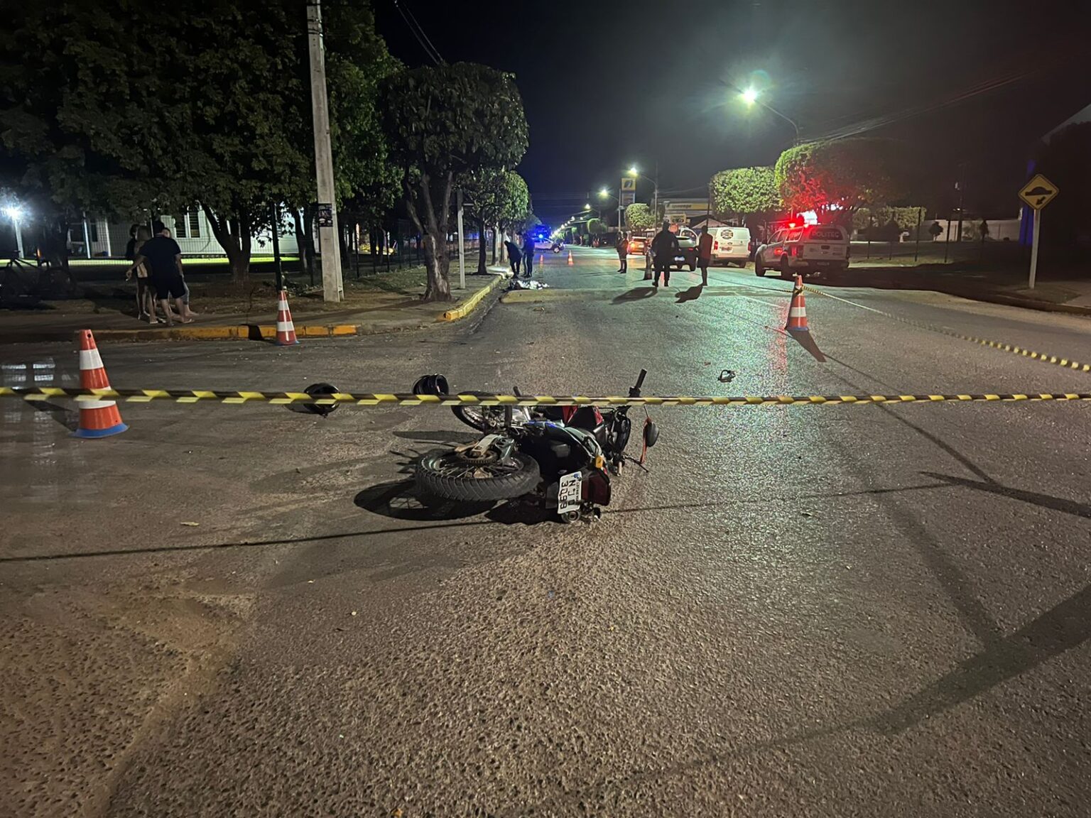 Adolescente Perde Controle De Moto Bate Em Poste E Morre: Outro Menor Ficou Ferido