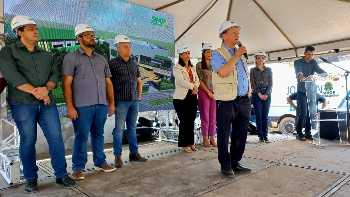 Diário Do Nortão O Prefeito De Sinop Roberto Dorner Assinou Ordem De Serviço E Escola Em Tempo 6637