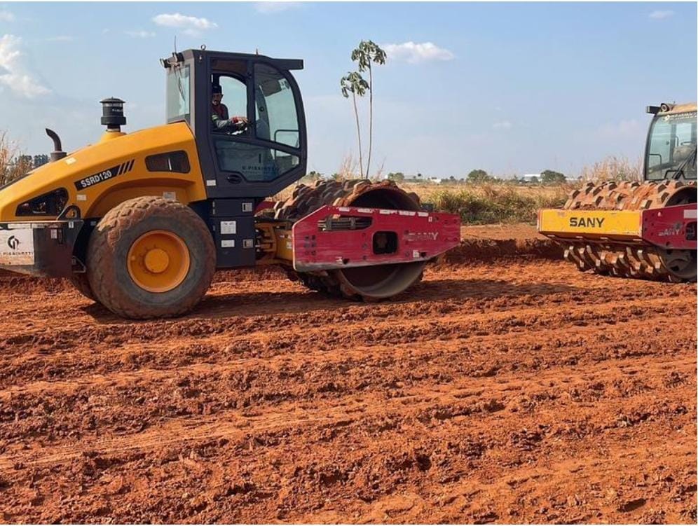 Pavimentação da Estrada Ângela avança com execução de terraplanagem: investimento é de R$ 5,9 milhões