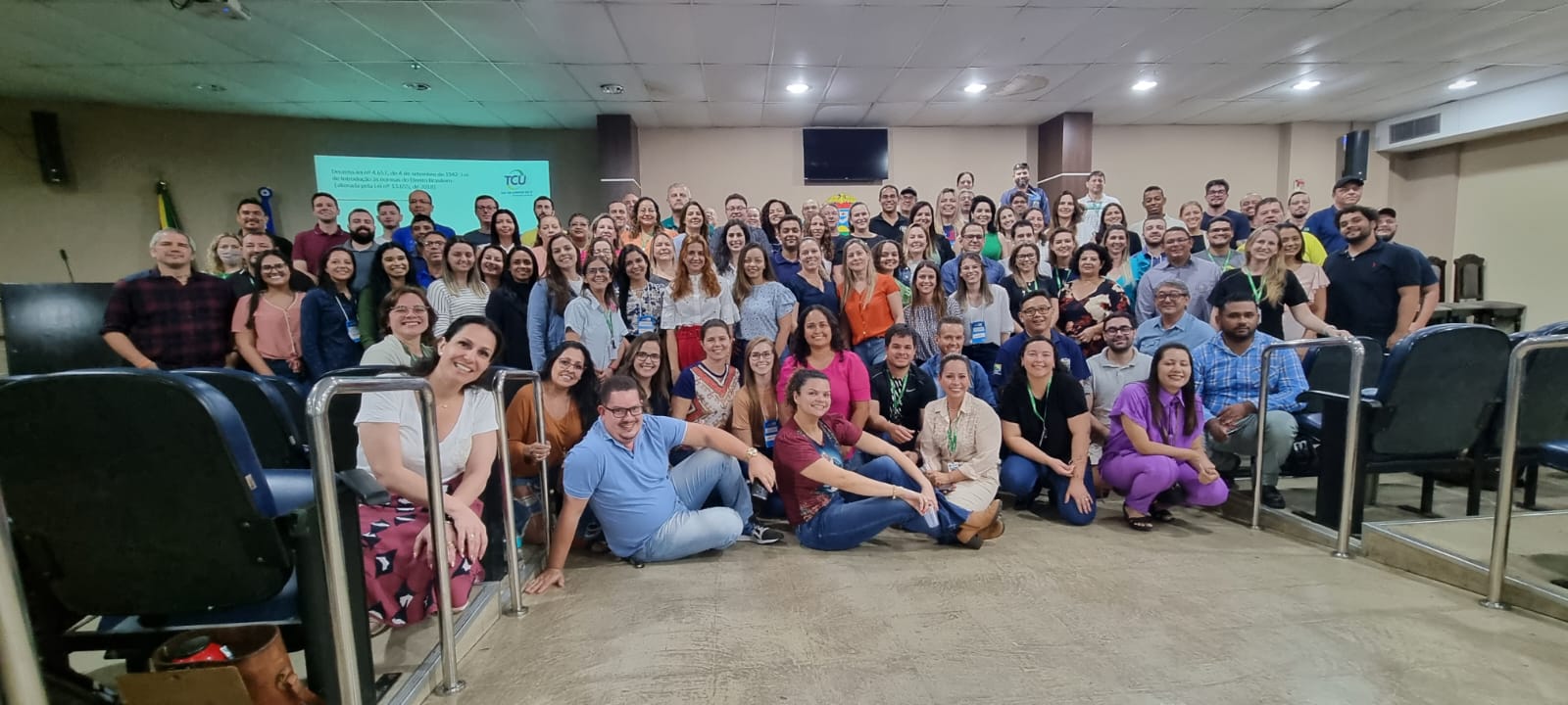 Veterinária do município participa de capacitação do INDEA sobre controle de qualidade de alimentos de origem animal