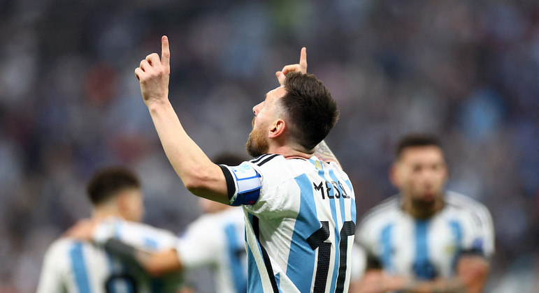 Messi faz da ilusão realidade, Argentina vence França nos pênaltis e fica com tri da Copa do Mundo