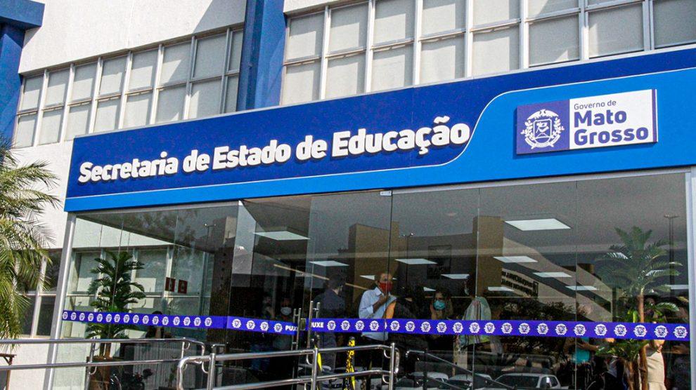 Governo de MT lança bolsa de estudos para estudantes em situação de vulnerabilidade