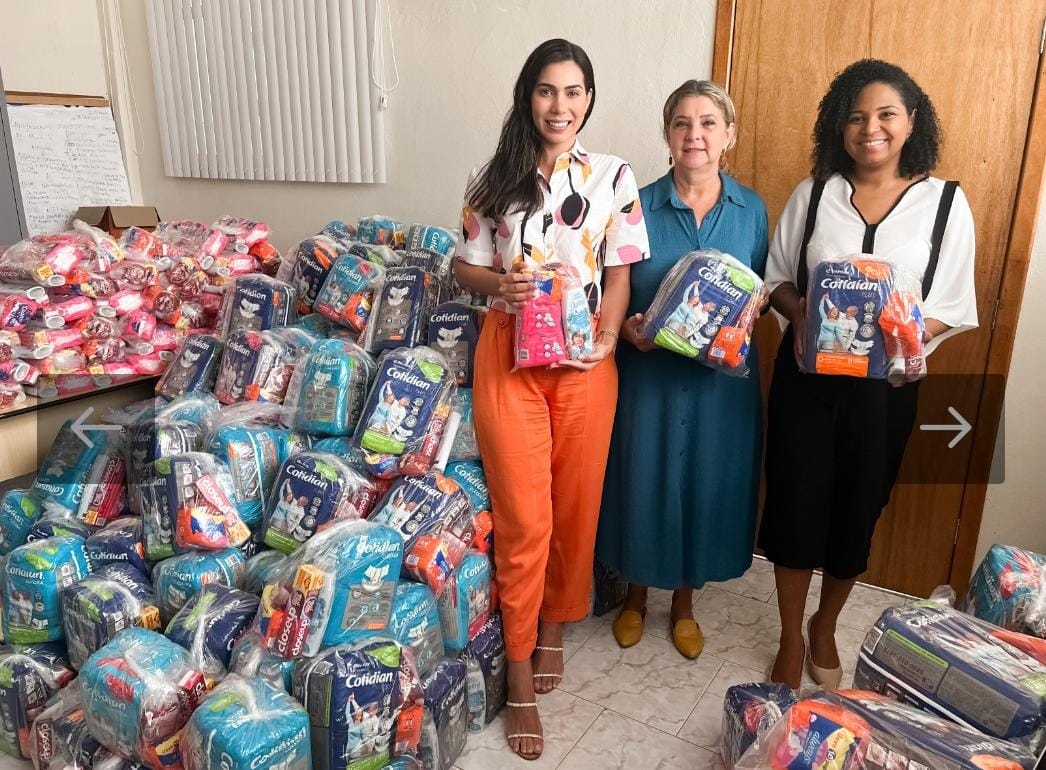 Cultura entrega 500 kits de higiene para Assistência Social; itens serão distribuídos para mulheres e idosos