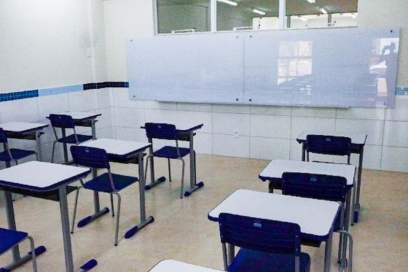 Recomeçam aulas na rede estadual de ensino, modalidade não presencial continua