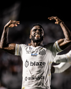 Santos derrota o América-MG na Vila Belmiro e vence a primeira no Brasileiro