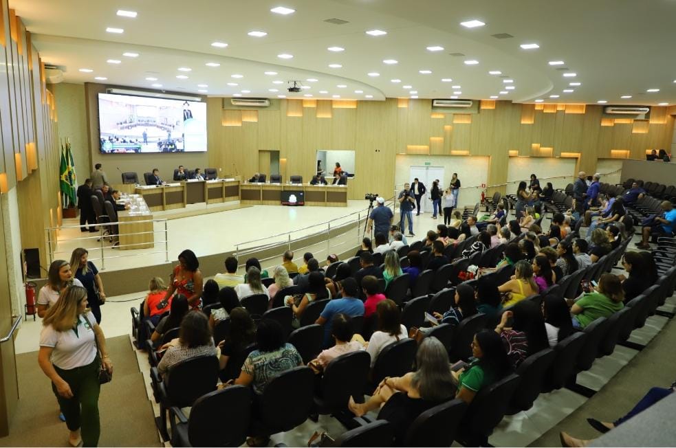 Câmara aprova Lei que cria programa de práticas para construção de paz nas escolas