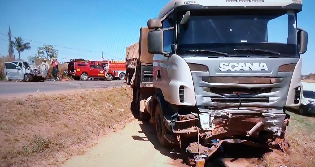 Sinop: Acidente grave na BR-163 deixa uma pessoa morta e outra em estado grave