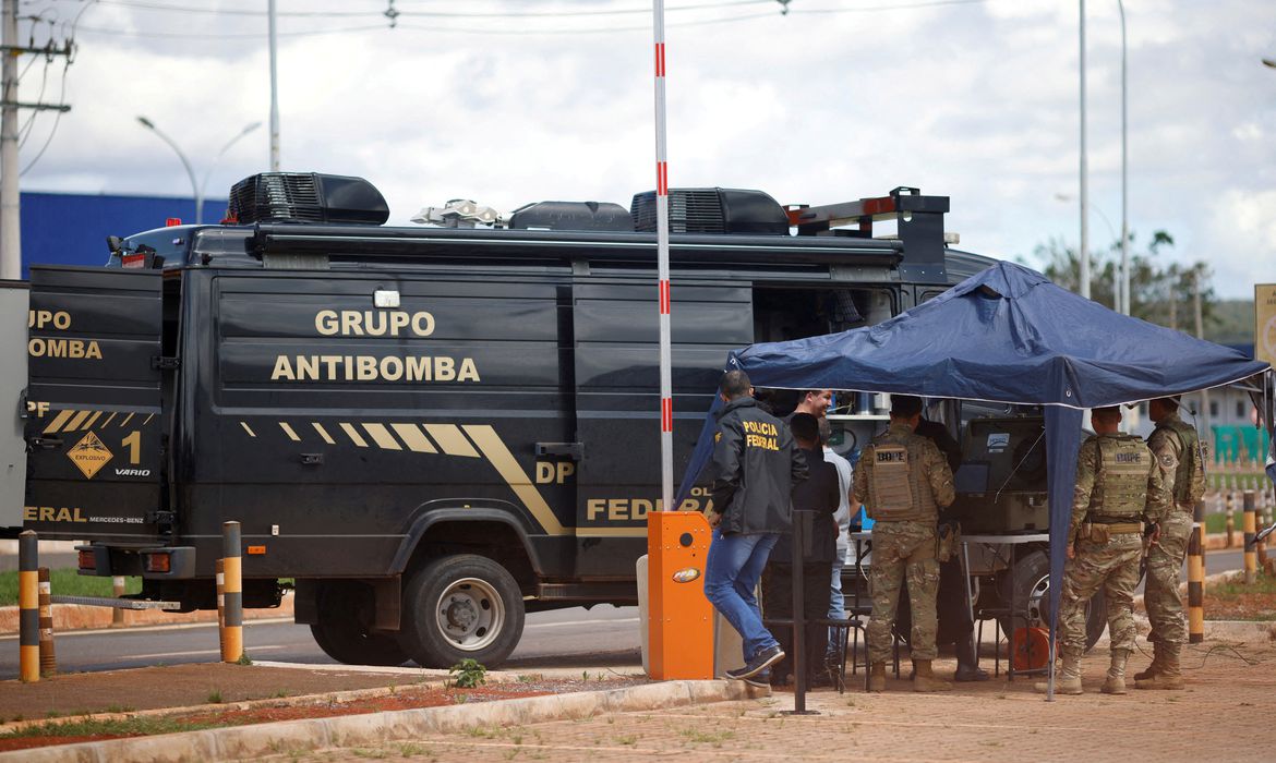 PF busca financiadores de atentado a bomba no aeroporto de Brasília