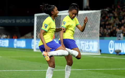 Brasil goleia Panamá em estreia na Copa do Mundo Feminina