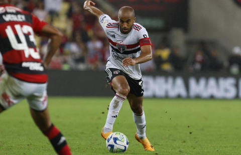 Lucas Moura marca 1º em retorno e São Paulo fica no empate com Flamengo na estreia de James