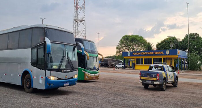 PRF e ANTT tiram de circulação dois ônibus clandestinos que iam pro Maranhão