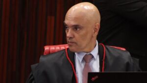 Moraes diz que foi transformado em vilão pelo bolsonarismo: dá ibope, é uma novela