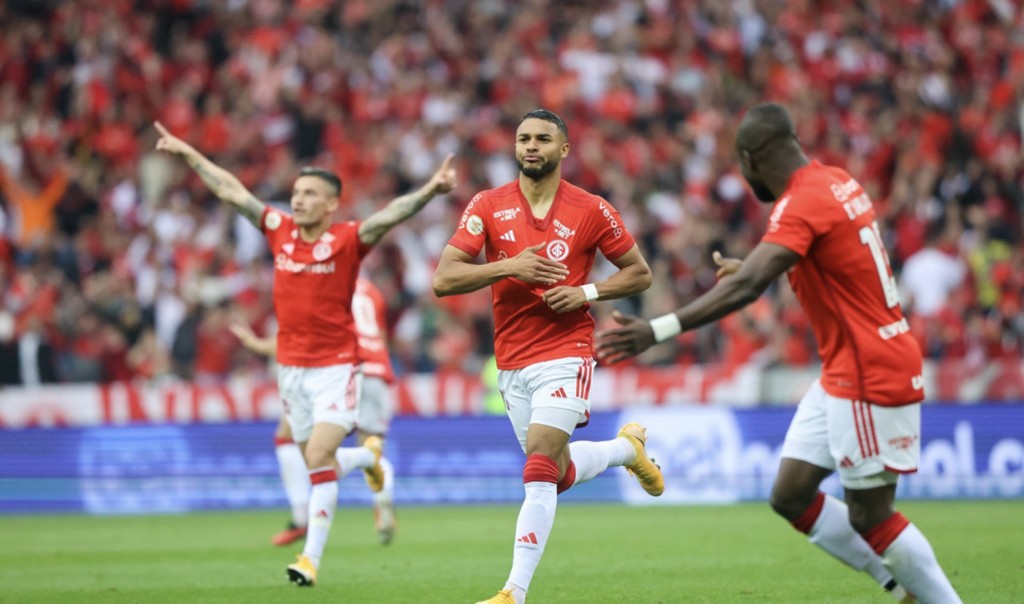 Inter goleia o Santos por 7 a 1 maior goleada do Brasileirão