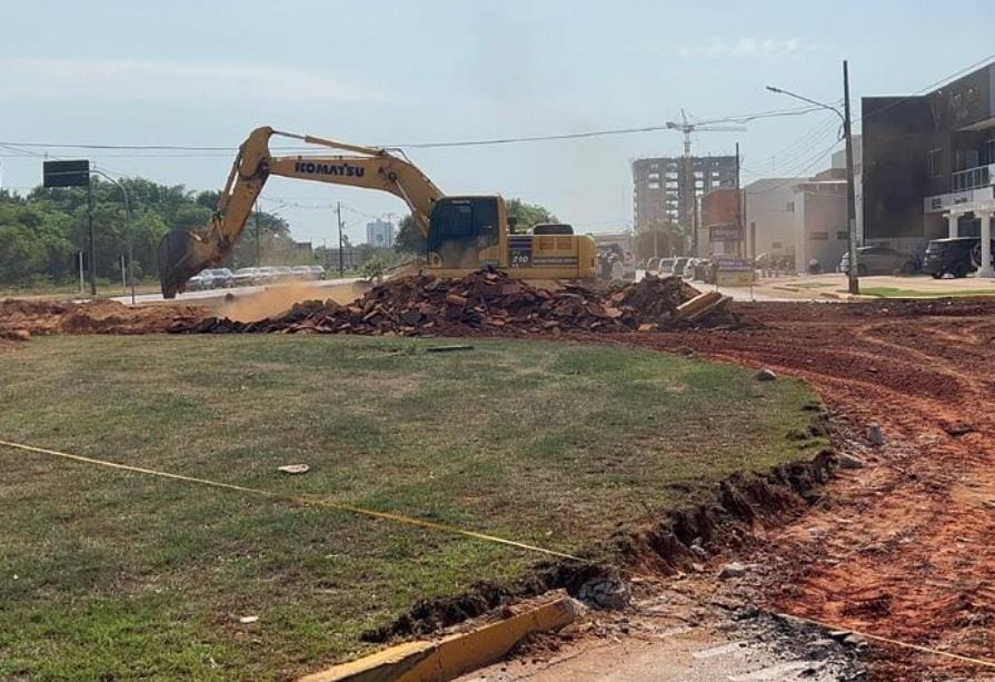 Iniciam obras de readequação da rotatória entre avenidas dos Tarumãs e André Maggi com alterações no trânsito