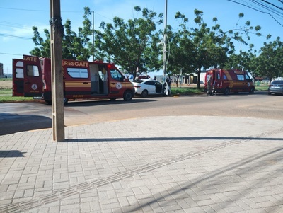 Bombeiros socorrem homem baleado na cabeça dentro de um carro em Sinop