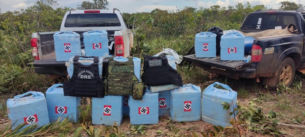 Força-tarefa apreende 500kg de cocaína com símbolo Nazista e causa prejuízo de R$ 9 milhões ao crime