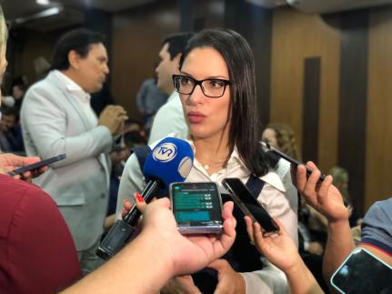 Deputada estadual Janaina Riva  aciona MP e TCE por atraso de Cuiabá ao HCan; dívida de R$ 12 milhões