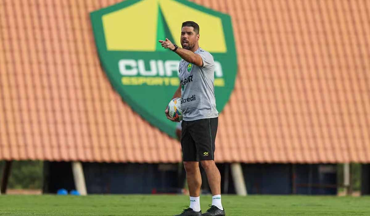 Corinthians paga à vista multa milionária e acerta com técnico do Cuiabá