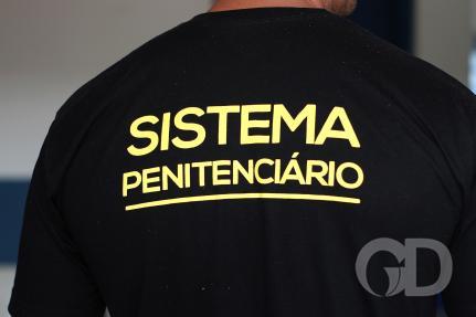 STF declara inconstitucional lei que dá porte de armas a servidores da área meio da Polícia Penal